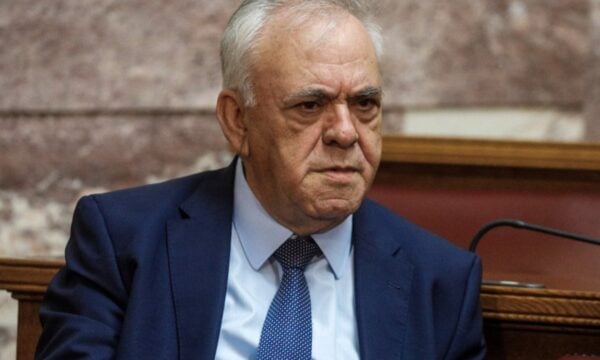 Γιάννης Δραγασάκης: Νοσηλεύτηκε στο 251 Γενικό Νοσοκομείο Αεροπορίας – Ευχαριστώ σε γιατρούς και νοσηλευτές