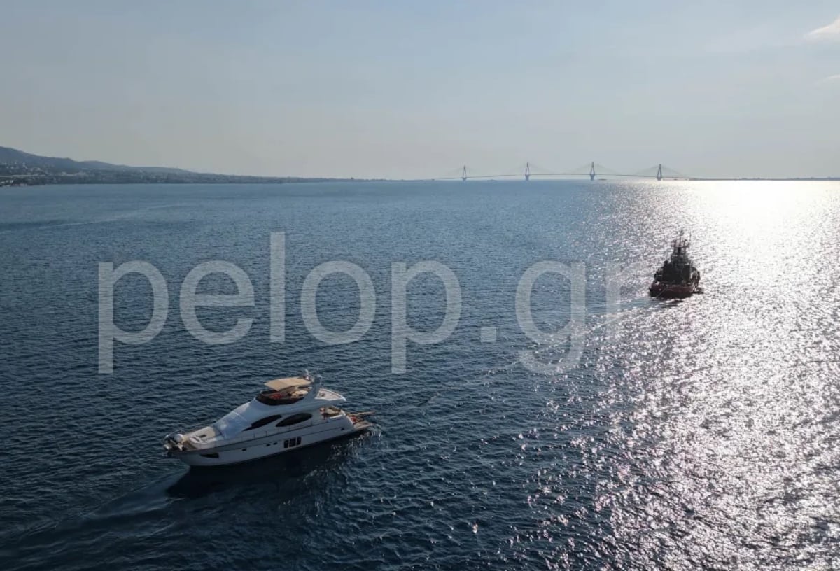 Αχαΐα: Ξεκόλλησε το πολυτελές γιοτ που είχε προσαράξει για 5 μέρες στα αβαθή νερά στο Δρέπανο