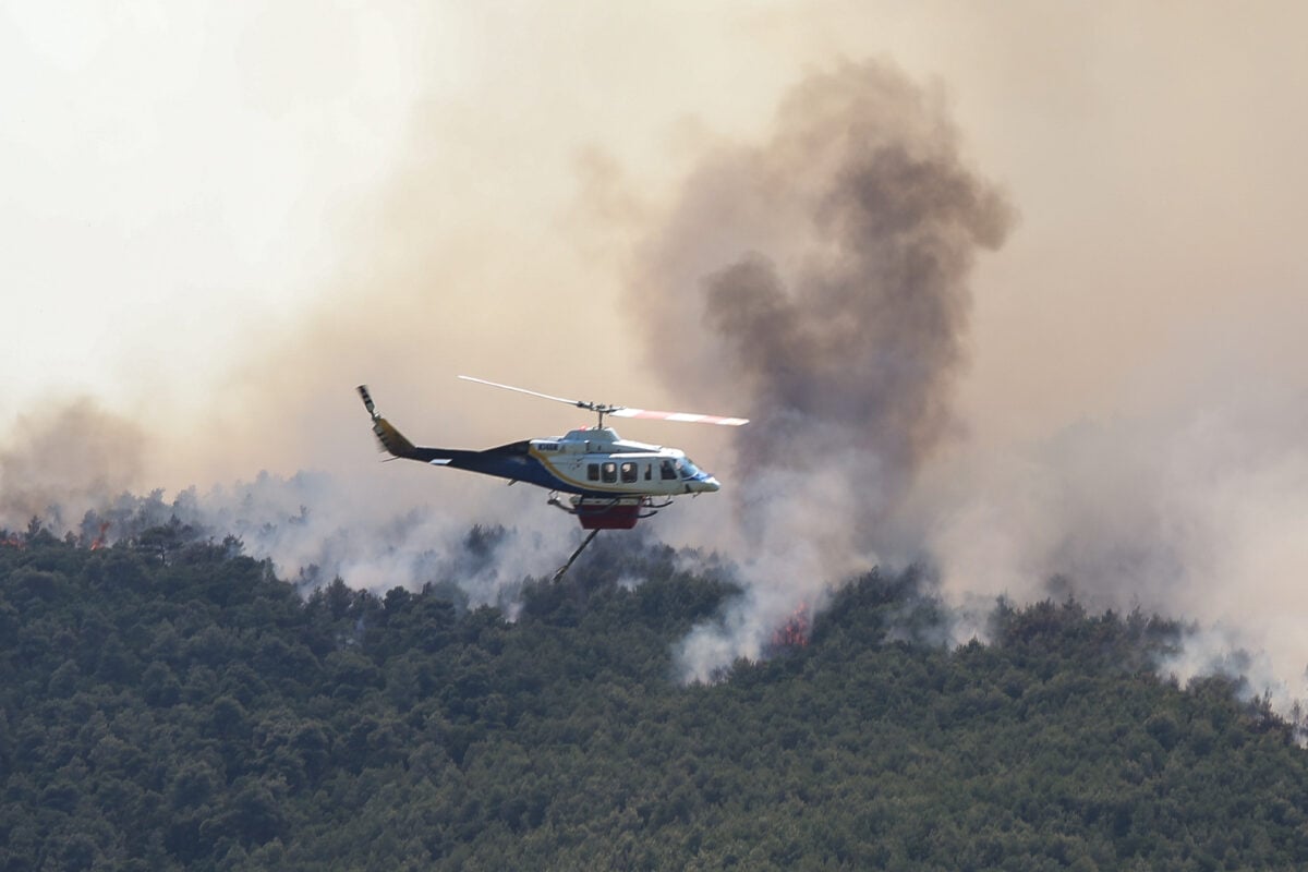 Σύγκρουση ελικοπτέρων στην Ψάθα: Δεν υπάρχουν ενδείξεις τεχνικής βλάβης, λένε πηγές της εταιρείας που μίσθωσε τα εναέρια