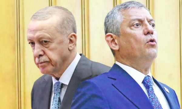 Οζέλ απειλεί τον Ερντογάν