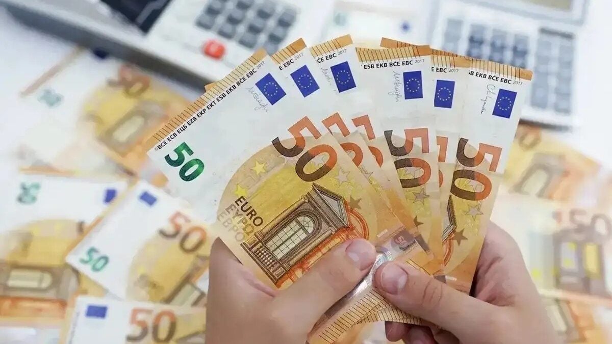 Θεσπρωτία: 78χρονος έχασε περίπου 350.000 ευρώ σε απάτη με «επενδυτικά προγράμματα» και λέει ότι δεν πρόκειται να τα ξαναδώ ποτέ 1 Θεσπρωτία: 78χρονος έχασε περίπου 350.000 ευρώ σε απάτη με «επενδυτικά προγράμματα» και λέει ότι δεν πρόκειται να τα ξαναδώ ποτέ