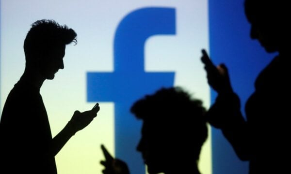 Κολομβία: Facebook και TikTok διευκολύνουν τη στρατολόγηση ανηλίκων σε ένοπλες ομάδες