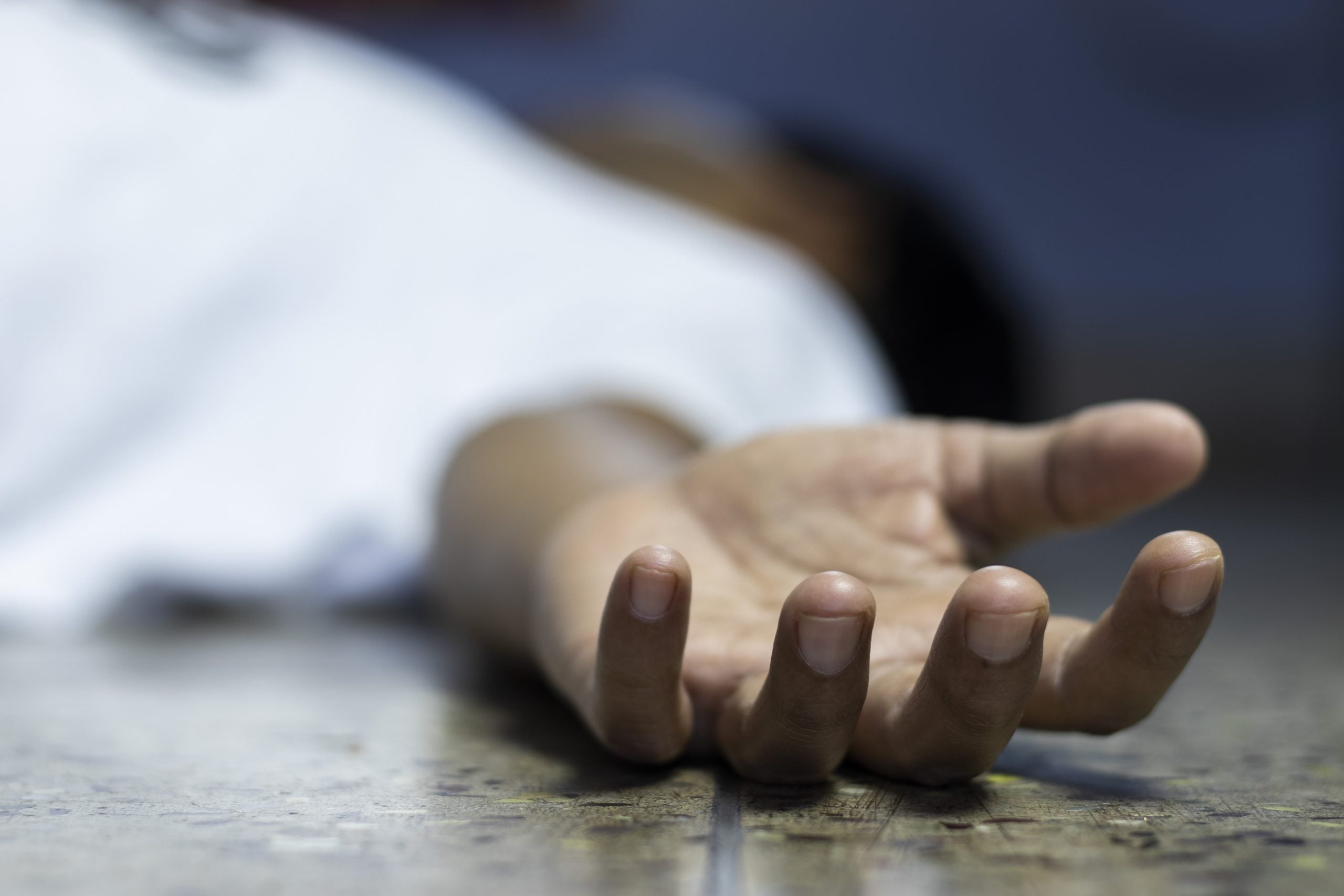 Νόμιζε ότι θα την κέρδιζε με τη δύναμη – Εκείνη όμως είχε άλλη τεχνική (Vid)