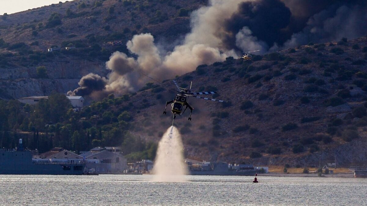 Πολύ υψηλός κίνδυνος πυρκαγιάς τη Δευτέρα σε Κρήτη, Κάρπαθο, Κάσο – Οι περιοχές σε «Red Code» 1 Πολύ υψηλός κίνδυνος πυρκαγιάς τη Δευτέρα σε Κρήτη, Κάρπαθο, Κάσο – Οι περιοχές σε «Red Code»
