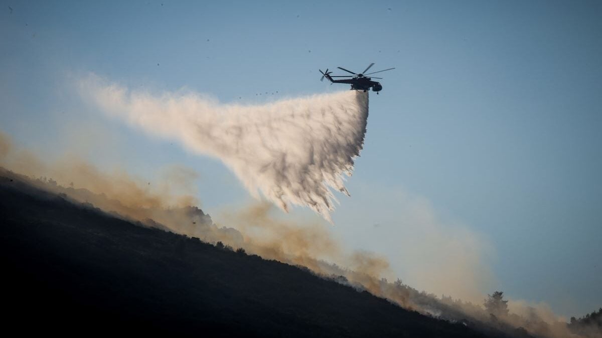 Φωτιά στη Ζάκυνθο στην περιοχή Μαραθιάς – Επιχειρούν εναέρια μέσα 1 Φωτιά στη Ζάκυνθο στην περιοχή Μαραθιάς – Επιχειρούν εναέρια μέσα