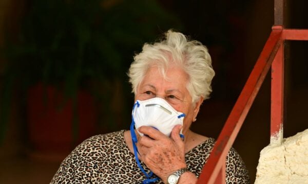 Πανελλήνιος Ιατρικός Σύλλογος: Μέτρα προστασίας του πληθυσμού από τις εκτεταμένες πυρκαγιές