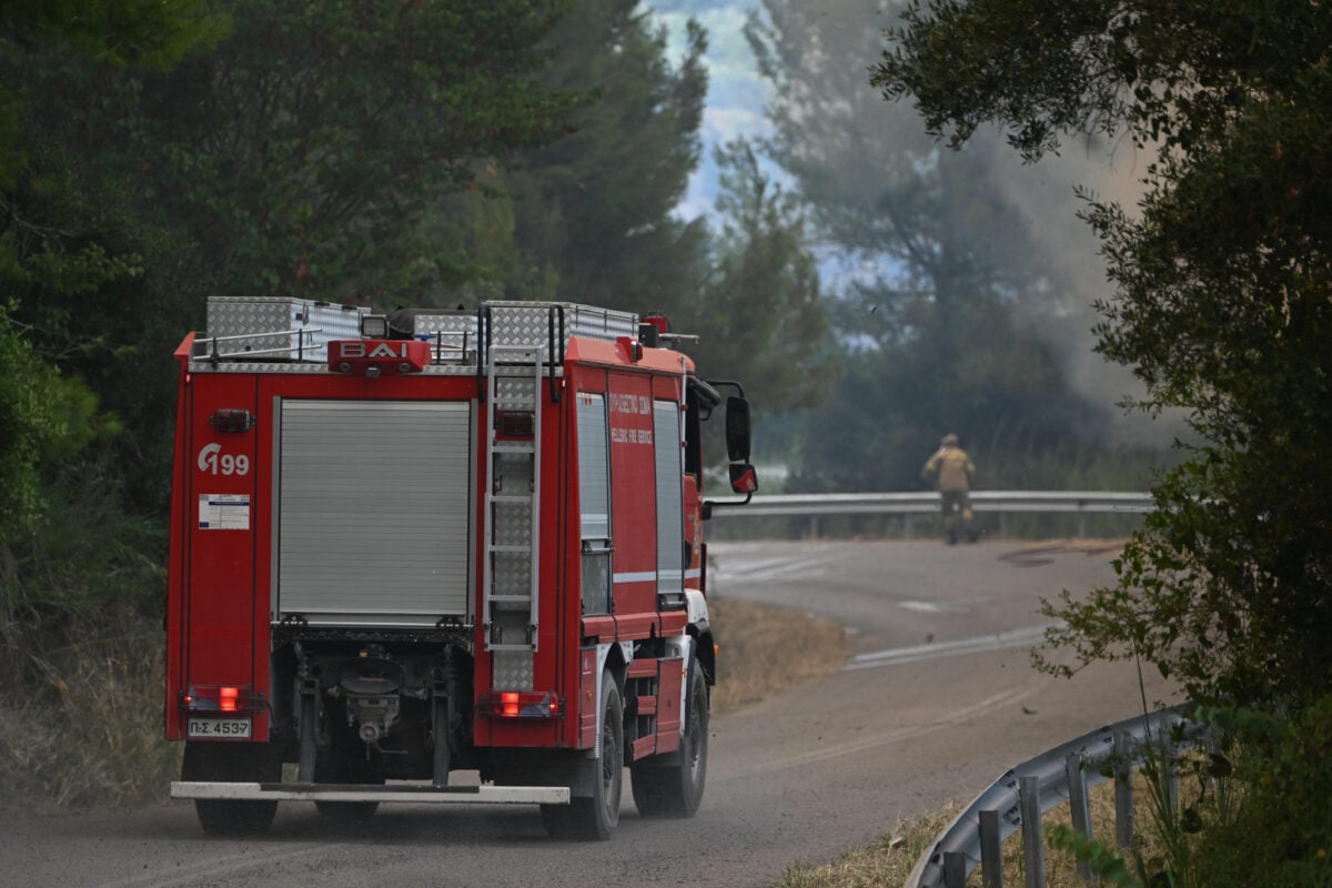 Καιρός: Στο κόκκινο σήμερα η χώρα για κίνδυνο φωτιάς – Επικίνδυνο 48ωρο με ανέμους έως 9 μποφόρ