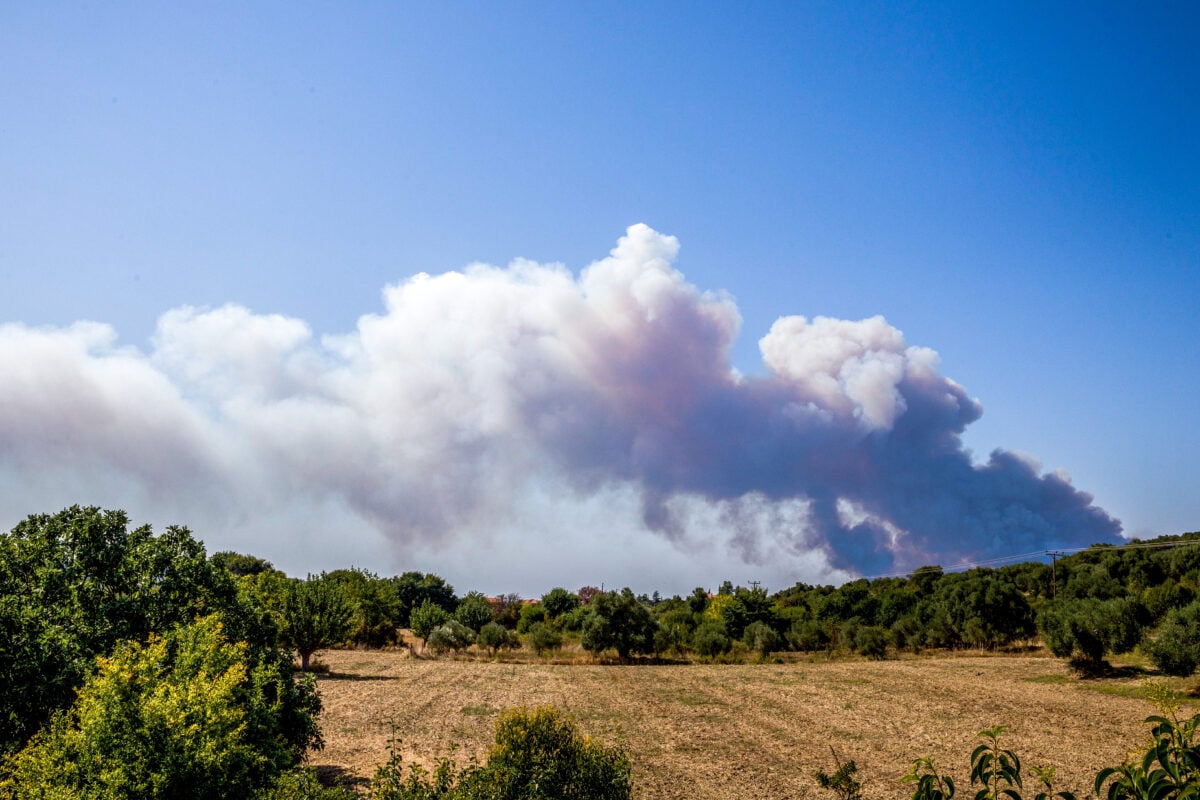 Χαλκιδική: Κυκλοφοριακές ρυθμίσεις τον Δεκαπενταύγουστο λόγω πολύ υψηλού κινδύνου πυρκαγιάς