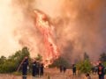 Φωτιά σε Βίλια και Μέγαρα, πτώση δύο ελικοπτέρων στην Ψάθα: Μάχη με τις φλόγες στα πύρινα μέτωπα