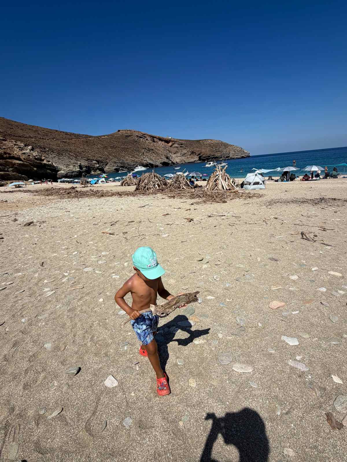 Φουρέιρα: Άλμπουμ από τις καλοκαιρινές διακοπές με τον γιο της, Ερμή – Με μαύρο μπικίνι και κορμί που εντυπωσιάζει 16 Φουρέιρα
