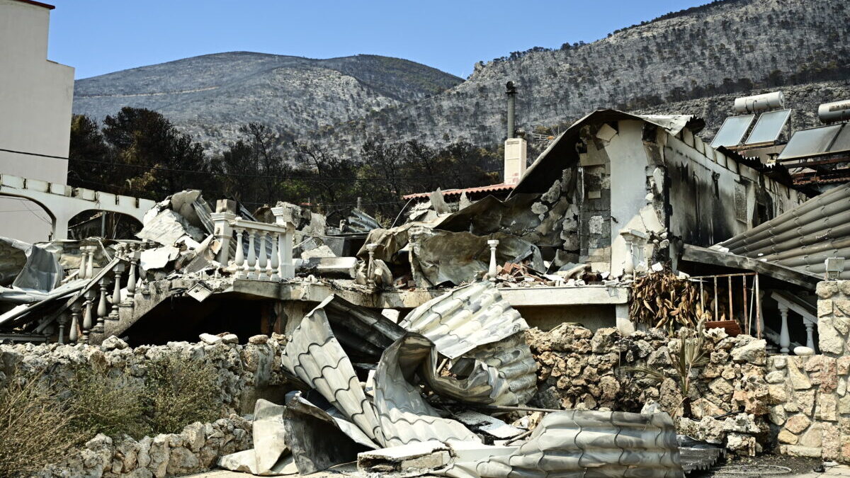 Φωτιά σε Αττική και Βοιωτία: Η ενέργεια που απελευθερώθηκε ισοδυναμεί με 6 βόμβες Χιροσίμα – Πώς κάηκε μέσα σε 2 βράδια το 55% της έκτασης 4 Φωτιά σε Αττική και Βοιωτία: Η ενέργεια που απελευθερώθηκε ισοδυναμεί με 6 βόμβες Χιροσίμα – Πώς κάηκε μέσα σε 2 βράδια το 55% της έκτασης