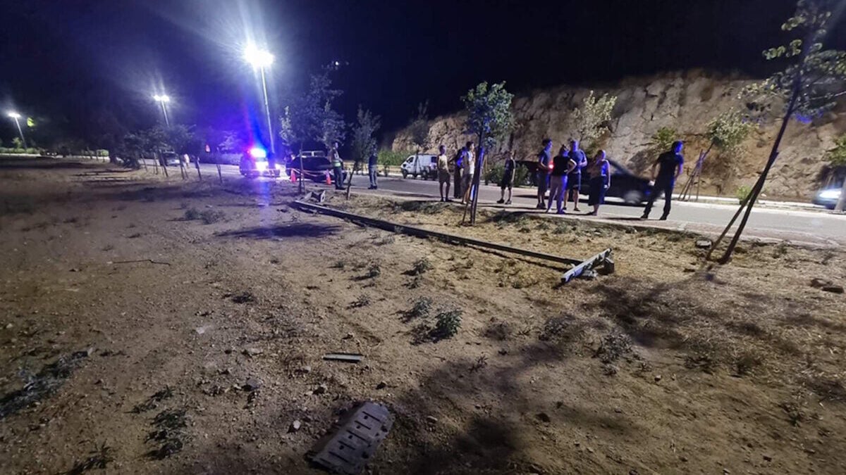 Φυλή: Νεκρή 17χρονη σε τροχαίο δυστύχημα – Αυτοκίνητο καρφώθηκε σε κολώνα