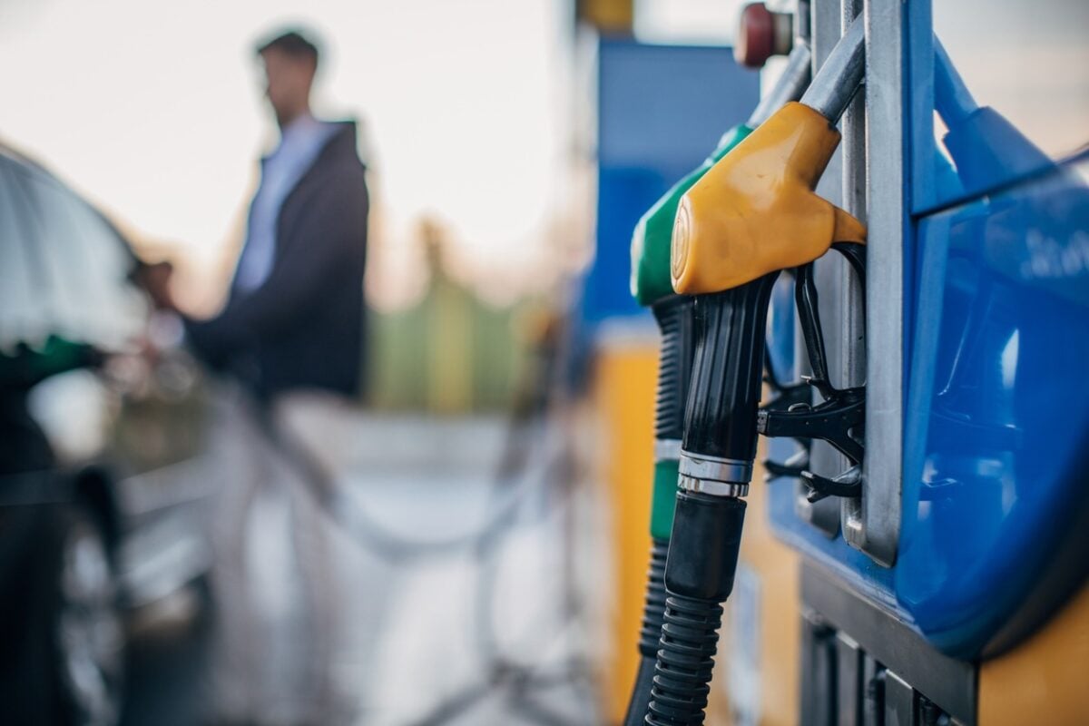 HELLENiQ ENERGY: Συνεχίζεται τον Σεπτέμβριο η επιδότηση σε αμόλυβδη και πετρέλαιο κίνησης