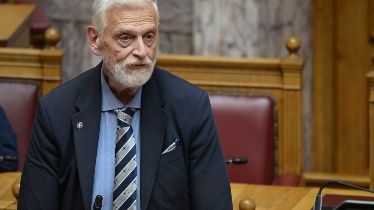 Ατύχημα για Γιάννη Λοβέρδο: Έσπασε το χέρι του – «Τρεις ημέρες νιώθω μια μεγάλη ταλαιπωρία» 1 Ατύχημα για Γιάννη Λοβέρδο: Έσπασε το χέρι του – «Τρεις ημέρες νιώθω μια μεγάλη ταλαιπωρία»