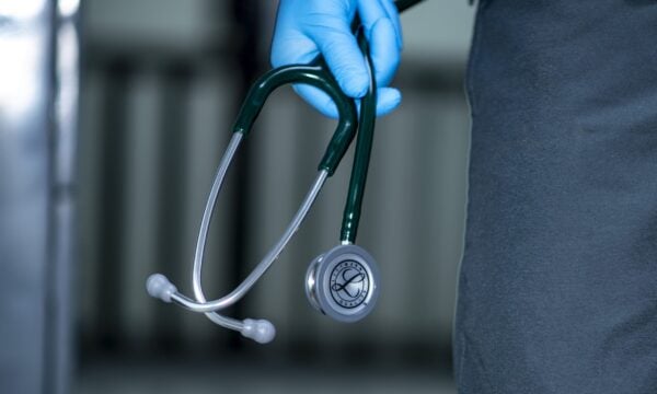 Το μεγάλο λάθος του επιθετικού ασθενή – Δεν ήξερε ποιον είχε απέναντί του