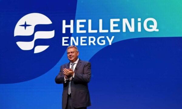 HELLENiQ ENERGY: Κέρδη 253 εκατ. ευρώ στο β΄ τρίμηνο, επενδύσεις 407 εκατ. ευρώ στο εξάμηνο
