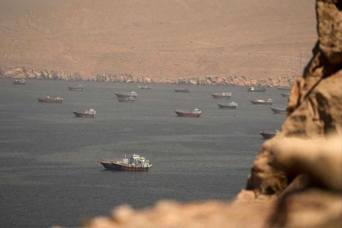 ΗΑΕ: Πλοίο της ADNOC δέχθηκε επίθεση στα Στενά του Ορμούζ