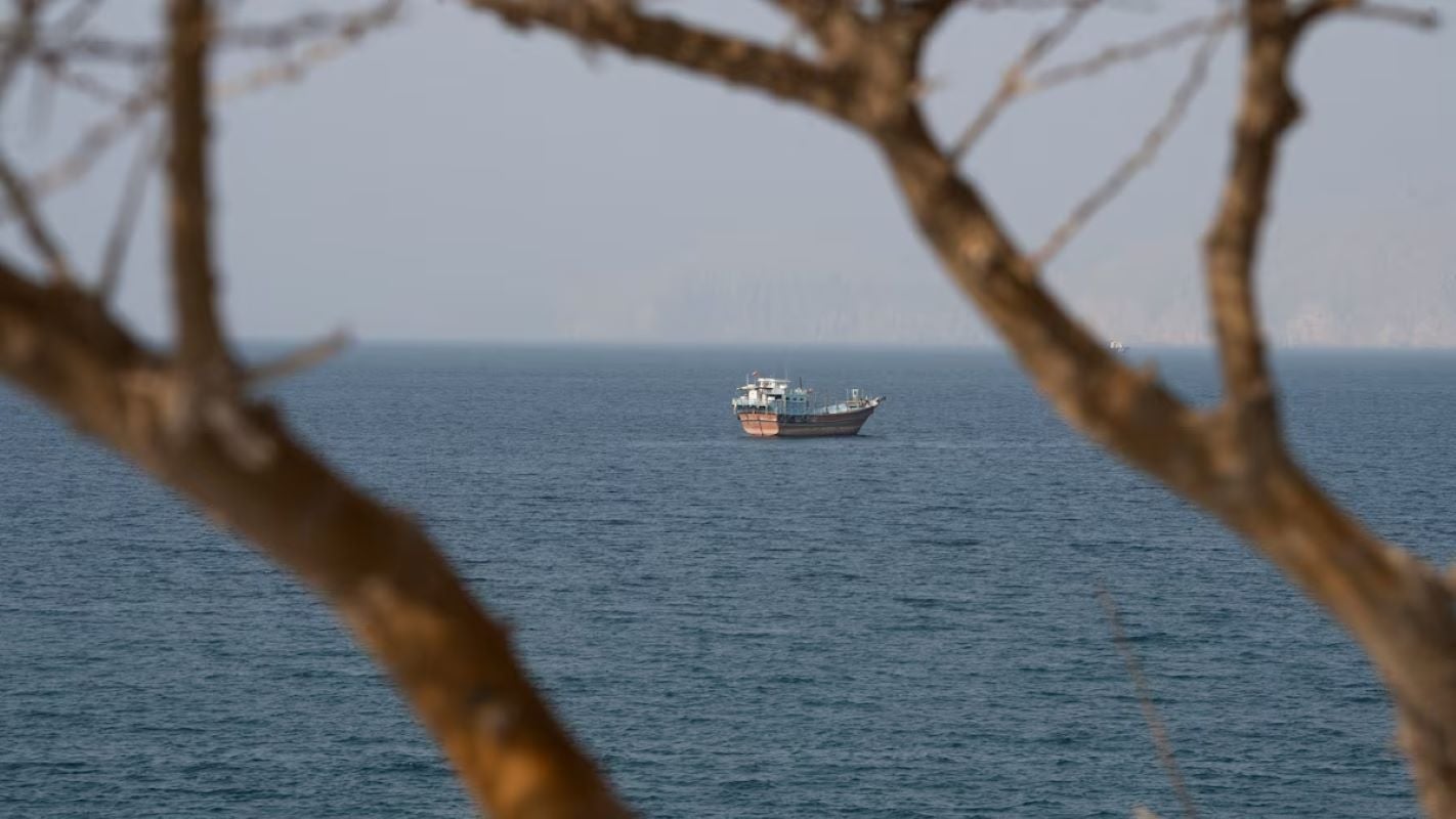 Ορμούζ: Το Ιράν ετοιμάζει λίστα όρων για την επαναλειτουργία του, ο Τραμπ δεν ενδιαφέρεται να επιστρέψει στο MoU