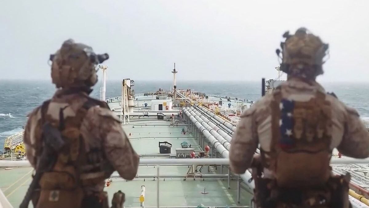 CENTCOM: Σε ισχύ ο αμερικανικός ναυτικός αποκλεισμός - «Κανένα πλοίο χωρίς έγκριση» 1 CENTCOM: Σε ισχύ ο αμερικανικός ναυτικός αποκλεισμός – «Κανένα πλοίο χωρίς έγκριση»