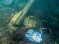Κέρκυρα: Τεράστια θαλάσσια ρύπανση στην παραλία Ημερολιά – Γεμάτος ξαπλώστρες και ομπρέλες ο βυθός