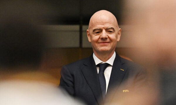 Η UEFA κυνηγάει τον Τζιάνι Ινφαντίνο – Ζητά όλα τα έγγραφα για να κινηθεί νομικά κατά του προέδρου της FIFA