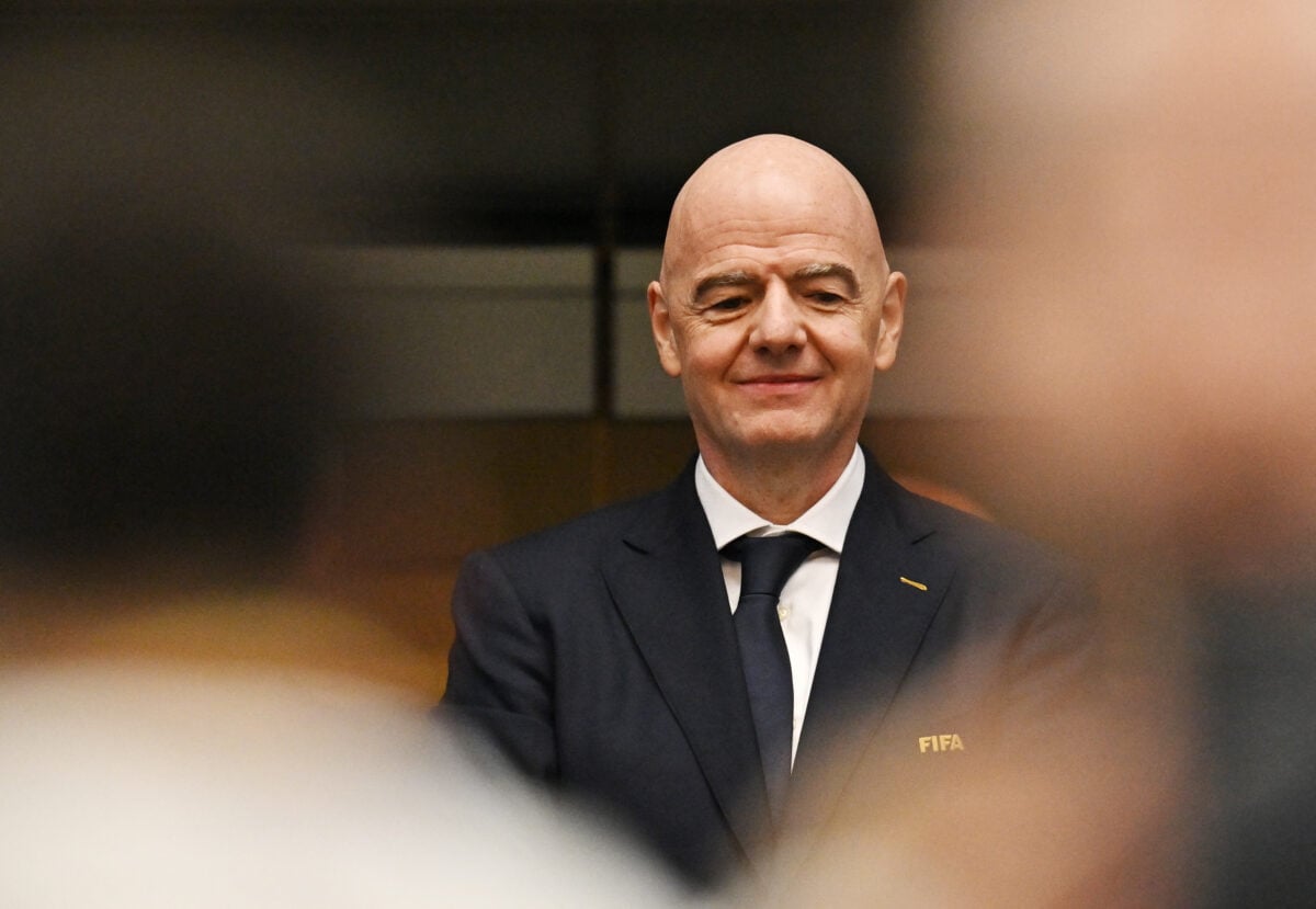 UEFA κυνηγάει τον Τζιάνι Ινφαντίνο – Ζητά όλα τα έγγραφα για να κινηθεί νομικά κατά του προέδρου της FIFA