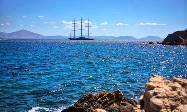 Θρίλερ στο Ιόνιο: Αγνοείται 66χρονος Ισπανός επιχειρηματίας – Επέβαινε σε σκάφος με τη σύζυγό του