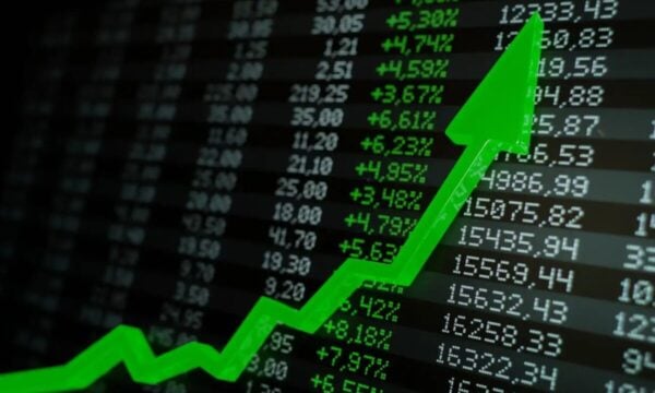 Χρηματιστήρια: Ρεκόρ 17ετίας στην Αθήνα, ανοδικές τάσεις στις ευρωαγορές