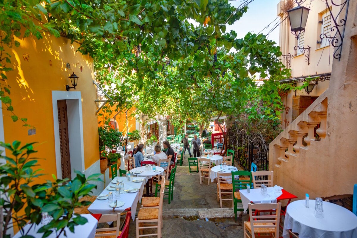 Άλμα επιβατικής κίνησης στα 14 αεροδρόμια της Fraport Greece από Βρετανούς τουρίστες