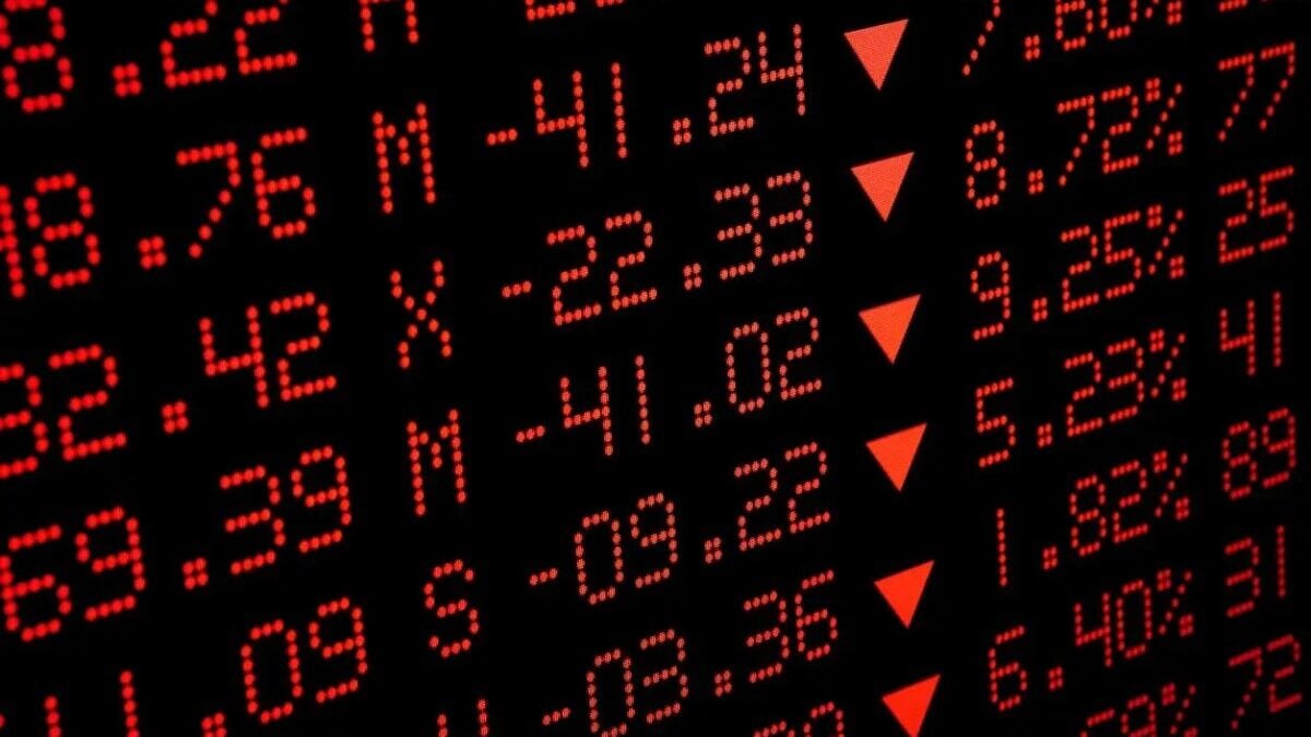 Χρηματιστήρια: Απώλειες στην Αθήνα, καθοδικά κινούνται οι ευρωαγορές 1 Χρηματιστήρια: Απώλειες στην Αθήνα, καθοδικά κινούνται οι ευρωαγορές