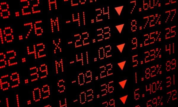 Διόρθωση στο Χρηματιστήριο Αθηνών μετά το υψηλό σερί – Άνοδος στην Ευρώπη
