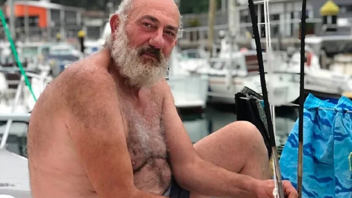 Η σύζυγος του Ισπανού επιχειρηματία που χάθηκε στο Ιόνιο κατηγορεί τον εαυτό της: Δεν επιστρέφω μέχρι να βρεθεί 1 Η σύζυγος του Ισπανού επιχειρηματία που χάθηκε στο Ιόνιο κατηγορεί τον εαυτό της: Δεν επιστρέφω μέχρι να βρεθεί