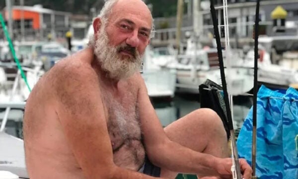 Η σύζυγος του Ισπανού επιχειρηματία που χάθηκε στο Ιόνιο κατηγορεί τον εαυτό της: «Δεν επιστρέφω μέχρι να βρεθεί»