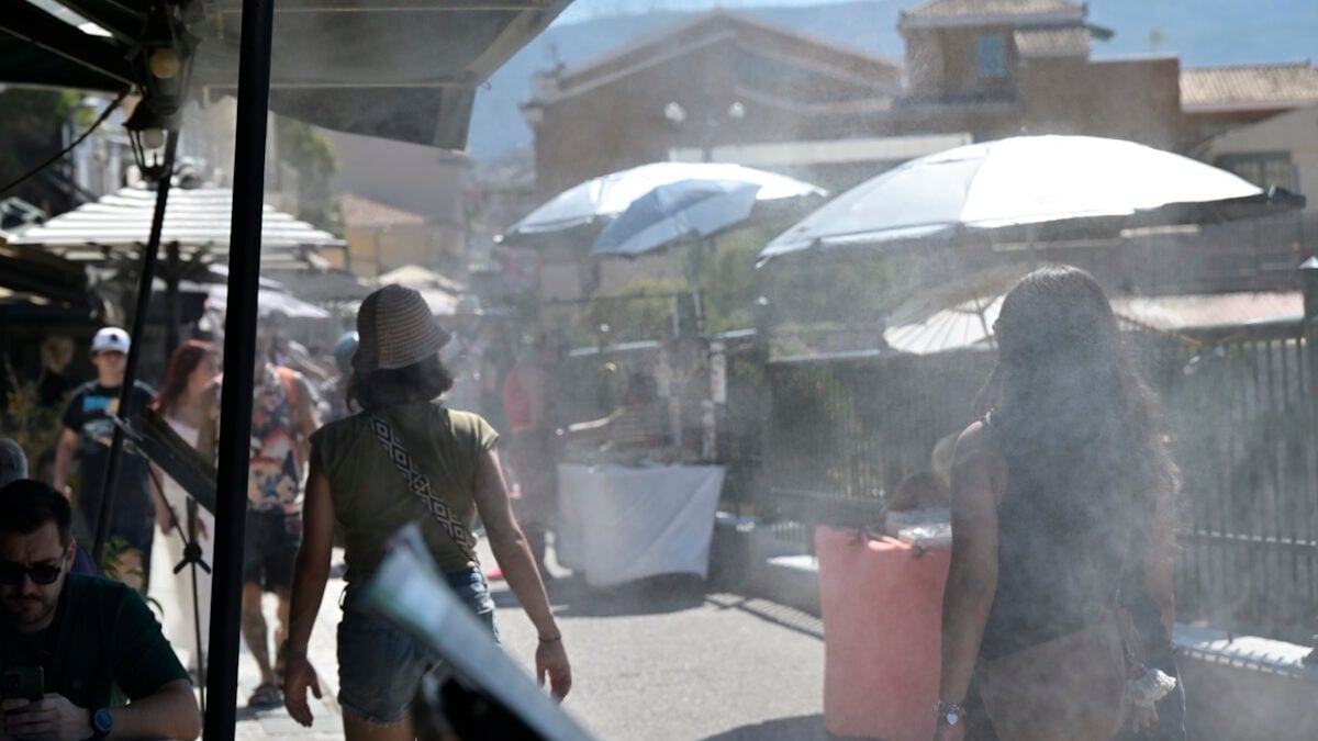 Καιρός: Ξεκινά η εβδομάδα του καύσωνα διαρκείας – Στους 38 βαθμούς η θερμοκρασία, 40άρια από το Σαββατοκύριακο 1 Καιρός: Ξεκινά η εβδομάδα του καύσωνα διαρκείας – Στους 38 βαθμούς η θερμοκρασία, 40άρια από το Σαββατοκύριακο