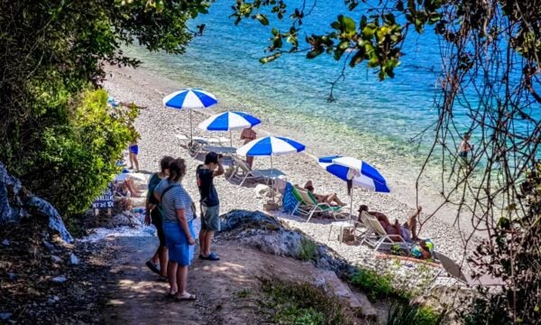 Καύσωνας – Αναστασία Τυράσκη: Στον «φούρνο» Θεσσαλία, ανατολική Στερεά, Κεντρική Μακεδονία και Πελοπόννησο – Μελτέμια 6 Μποφόρ από τη Δευτέρα