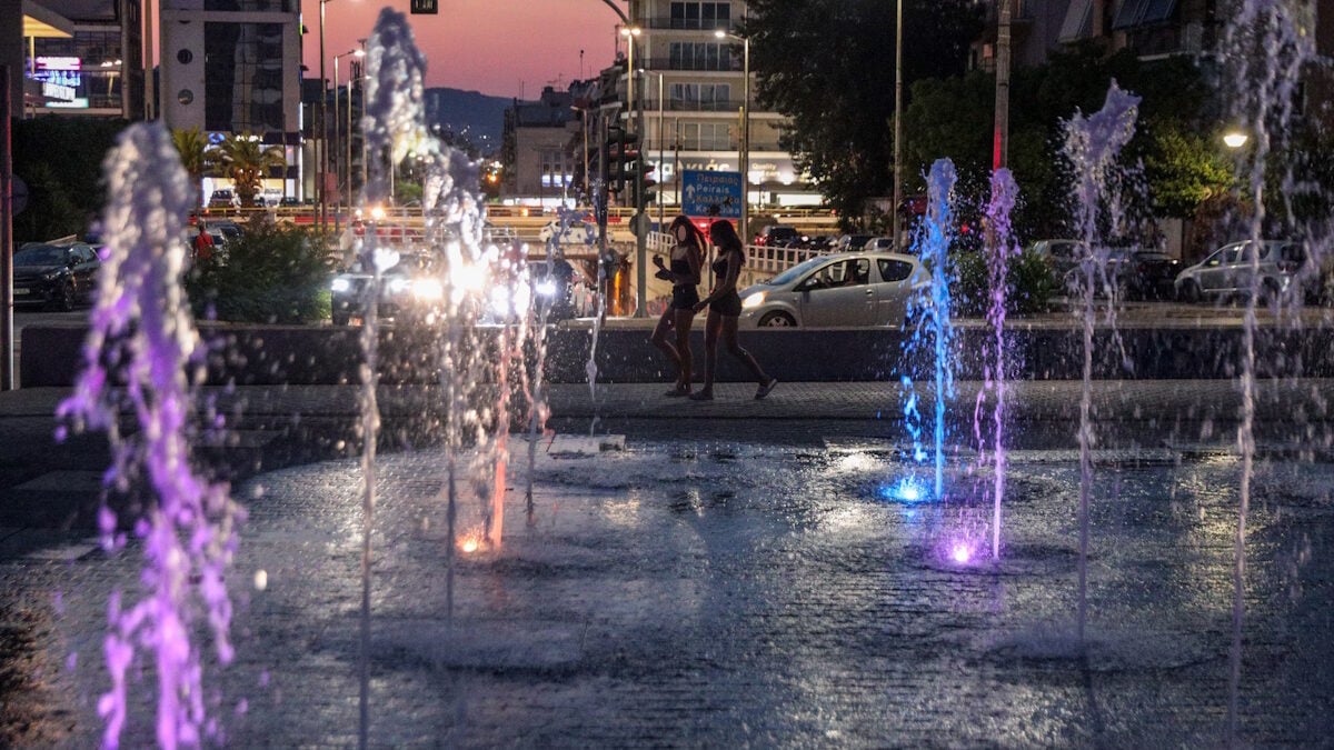 Καιρός: Στους 33 βαθμούς έφτασε η θερμοκρασία το βράδυ της Κυριακής στην Αθήνα – Η αποπνικτική ατμόσφαιρα στους χάρτες του meteo 3 Καιρός: Στους 33 βαθμούς έφτασε η θερμοκρασία το βράδυ της Κυριακής στην Αθήνα – Η αποπνικτική ατμόσφαιρα στους χάρτες του meteo