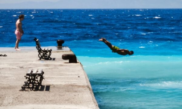 Καιρός – Εμμανουήλ: Τραβάει την ανηφόρα ο υδράργυρος από την Παρασκευή, 40άρια το Σαββατοκύριακο – Παραμένει η θαλάσσια ομίχλη
