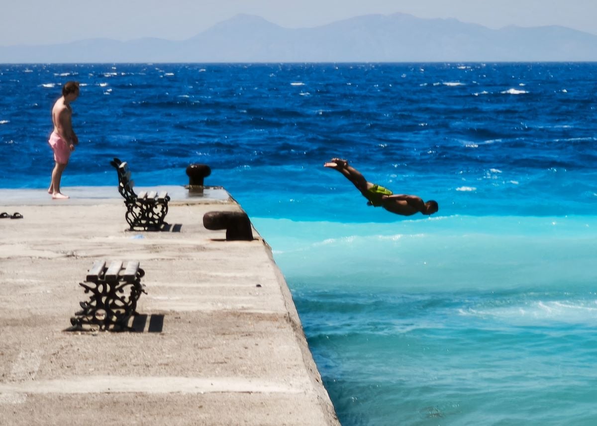 Καιρός – Εμμανουήλ: Τραβάει την ανηφόρα ο υδράργυρος από την Παρασκευή, 40άρια το Σαββατοκύριακο – Παραμένει η θαλάσσια ομίχλη