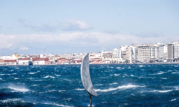 Καιρός αύριο: Άνεμοι 8 μποφόρ στην Αττική, καταιγίδες σε Ήπειρο, Μακεδονία, έως 37 βαθμούς η θερμοκρασία στη χώρα