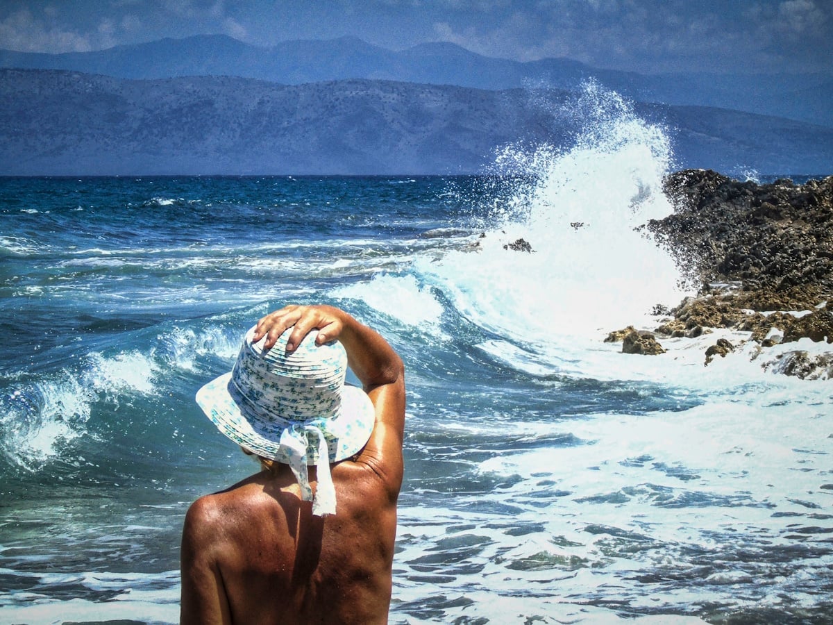 Καιρός αύριο: Άνεμοι 7 μποφόρ στην Αττική, θερμοκρασία έως 38 βαθμούς στη χώρα