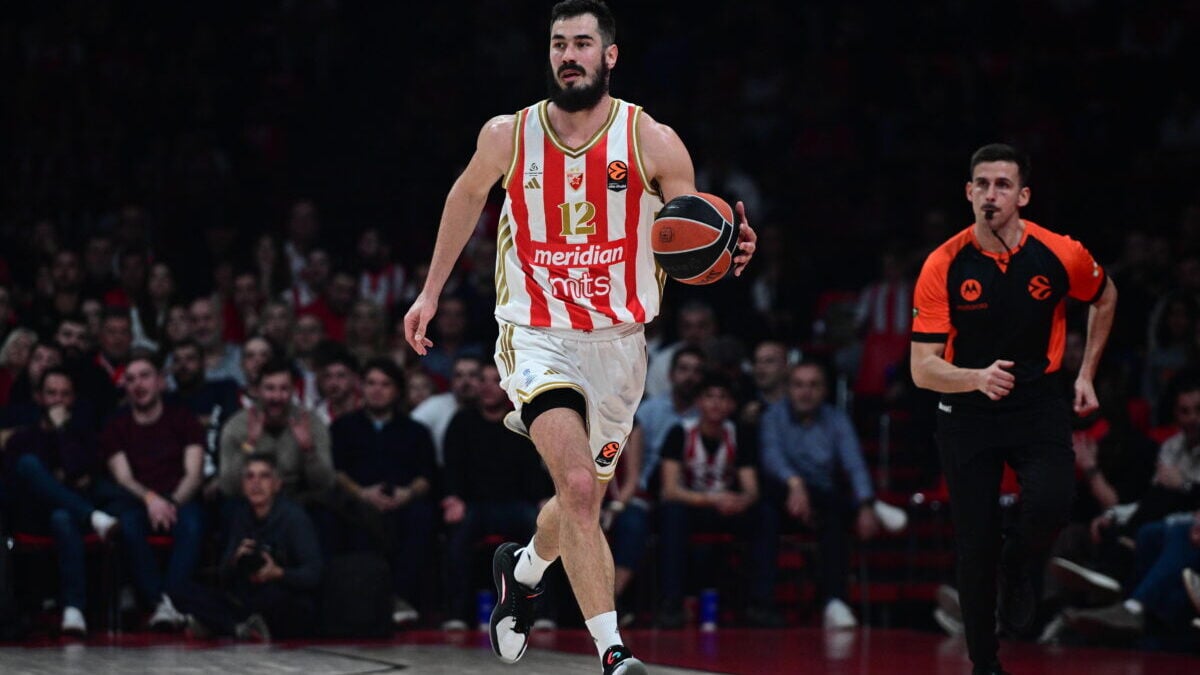 Ο Νίκολα Κάλινιτς αποσύρθηκε από τα παρκέ και γίνεται βοηθός προπονητή στον Ερυθρό Αστέρα 1 Ο Νίκολα Κάλινιτς αποσύρθηκε από τα παρκέ και γίνεται βοηθός προπονητή στον Ερυθρό Αστέρα