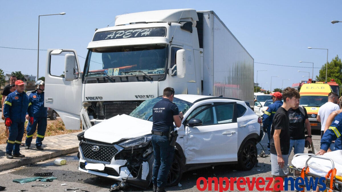 Τροχαίο στη σήραγγα του Ακτίου: «Ήταν ένα τραγικό λάθος του οδηγού της νταλίκας», λέει ο δήμαρχος Πρέβεζας 3 Τροχαίο στη σήραγγα του Ακτίου: «Ήταν ένα τραγικό λάθος του οδηγού της νταλίκας», λέει ο δήμαρχος Πρέβεζας