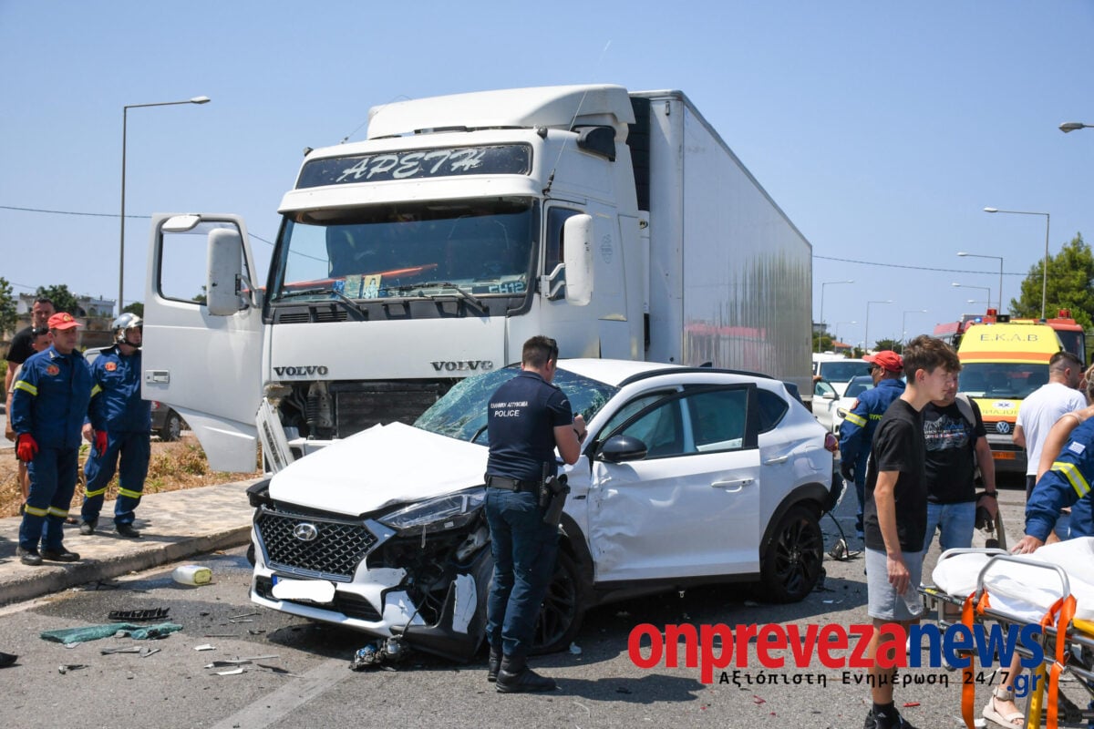 Τροχαίο στη σήραγγα του Ακτίου: «Ήταν ένα τραγικό λάθος του οδηγού της νταλίκας», λέει ο δήμαρχος Πρέβεζας