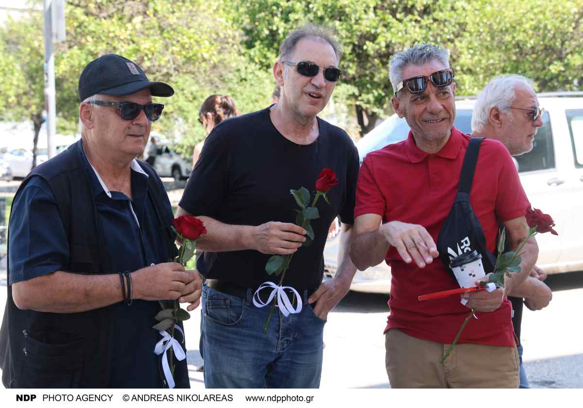 Νίκος Καλογερόπουλος: Πολιτική κηδεία και φωτογραφίες 27 Κηδεία Καλογερόπουλου
