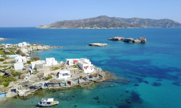Κίμωλος: Τα κρίσιμα λεπτά πριν την τραγωδία με τον 17χρονο και το σενάριο διαρροής ρεύματος από τον θερμοσίφωνα