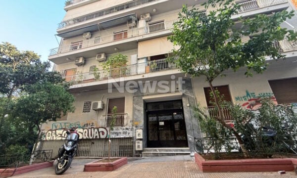 Κυψέλη: Ιδιοκτήτης του διαμερίσματος όπου βρέθηκε το νεκρό βρέφος – «Σεξουαλικά αντικείμενα και κάμερες μέσα στο σπίτι»