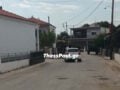 Γυναικτονία στη Ροδόπη: Ανήμερα των γενεθλίων της ανήλικης κόρης τους ο 53χρονος σκότωσε τη σύζυγό του – Την μαχαίρωσε στον λαιμό