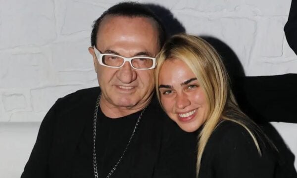 Λευτέρης Πανταζής – Κόνι Μεταξά: «Θα γίνει ταραχή» – Ο διάλογος που προκάλεσε γέλια