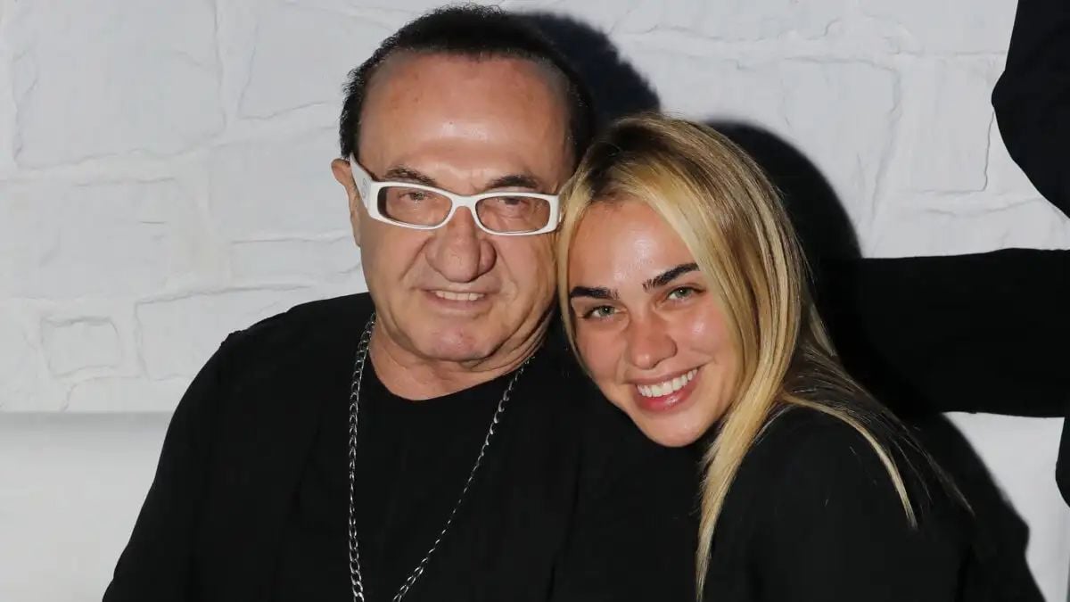 Λευτέρης Πανταζής – Κόνι Μεταξά: «Θα γίνει ταραχή» – Ο διάλογος που προκάλεσε γέλια