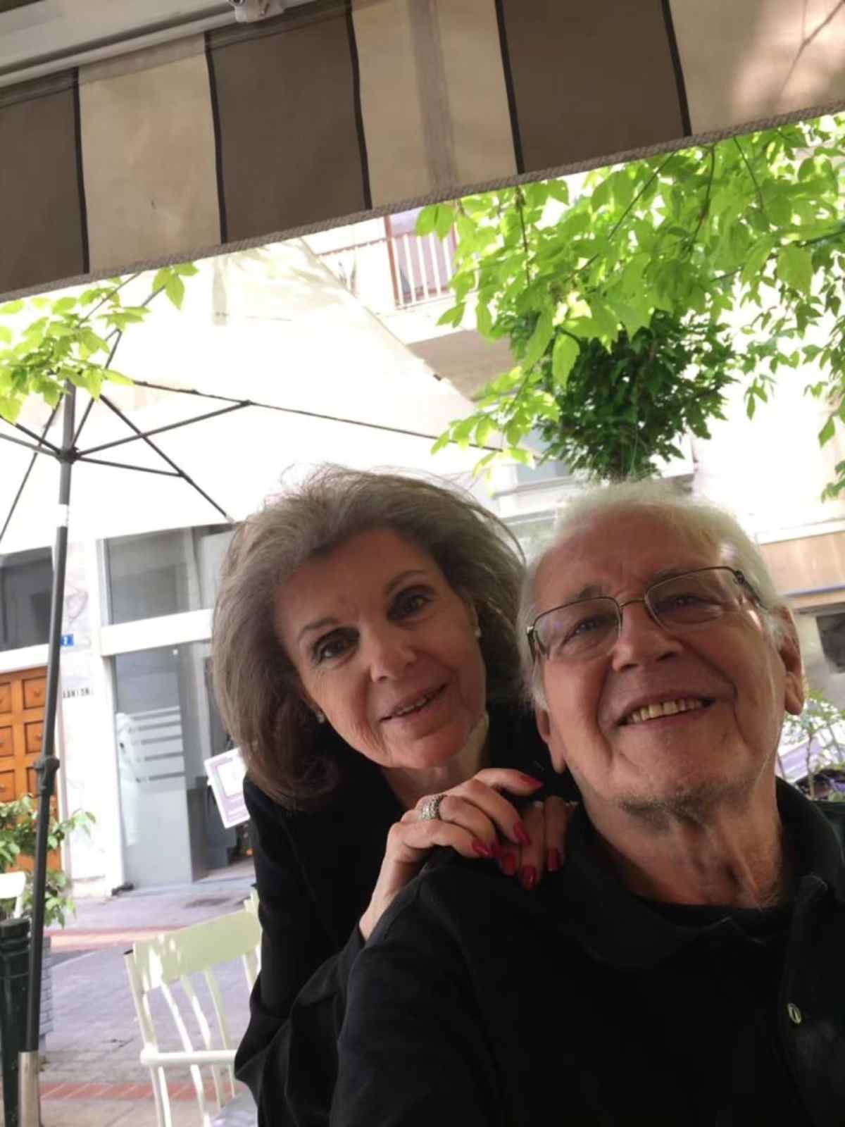 Κωνσταντάρας: Έναν χρόνο μετά τον θάνατο του πατέρα του, Δημήτρη, οι αδημοσίευτες φωτογραφίες και το μνημόσυνο 13 Δημήτρης Κωνσταντάρας με τη σύζυγό του